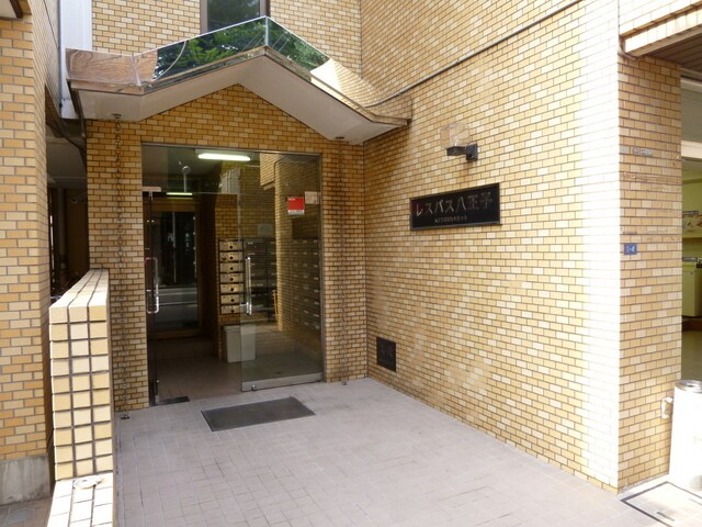 物件外観写真4　(エントランス)