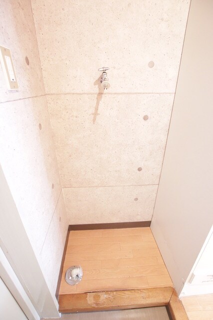 物件内観写真11　(室内洗濯機置場です。)