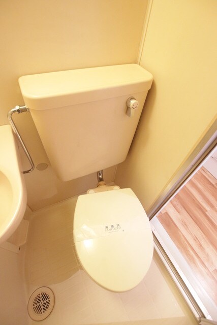 物件内観写真16　(お手洗いスペースです。)