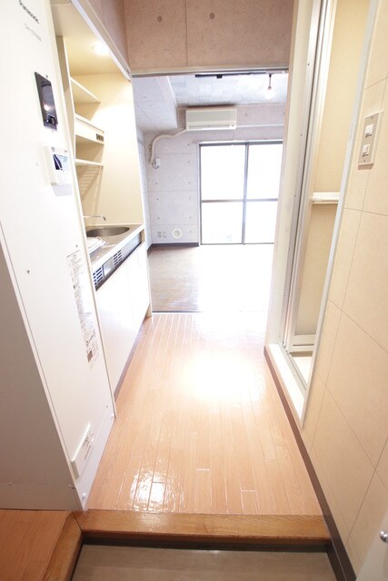 物件内観写真25　(玄関からです。)