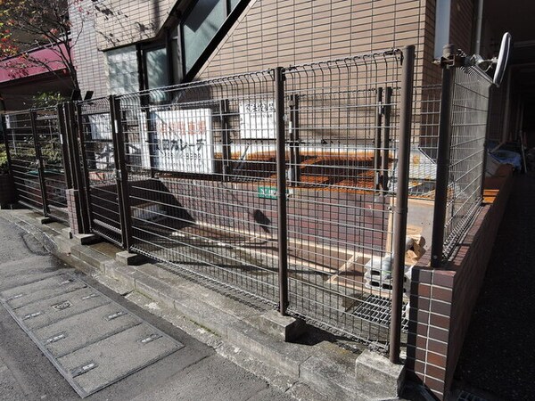 共用設備(ゴミ捨て場)