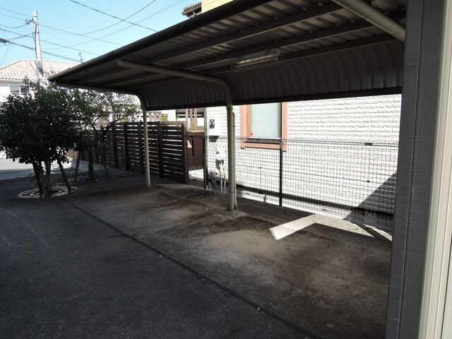 物件外観写真7　(駐輪場)