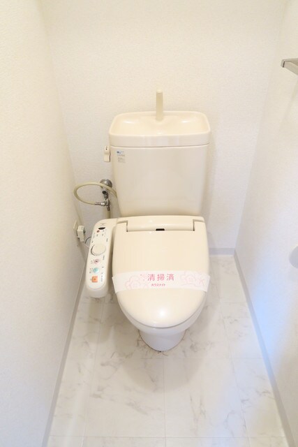 物件内観写真14　(洗浄機能付きトイレ)