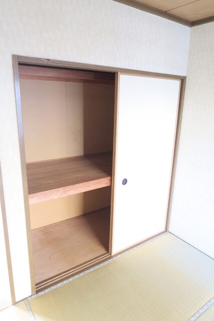 物件内観写真10　(収納)