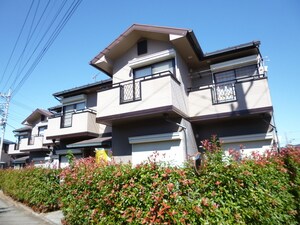 シャン・ヴィラージュ外観写真