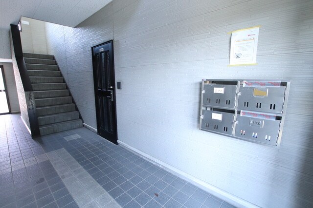 物件外観写真5　(集合ポスト)