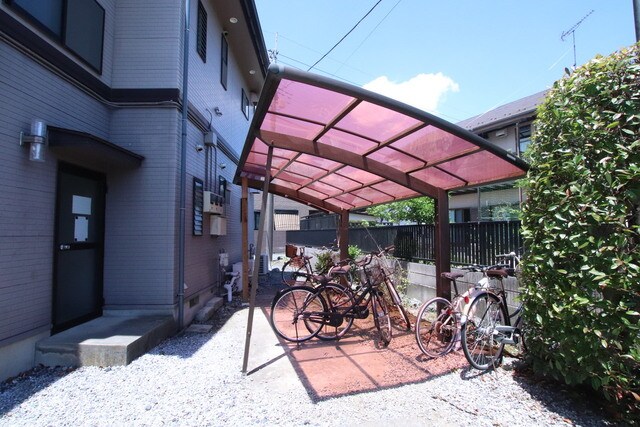 物件外観写真6　(駐輪スペース)