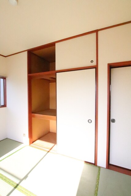 物件内観写真12　(収納スペース★)