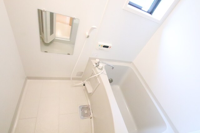 物件内観写真12　(バスルームです☆)