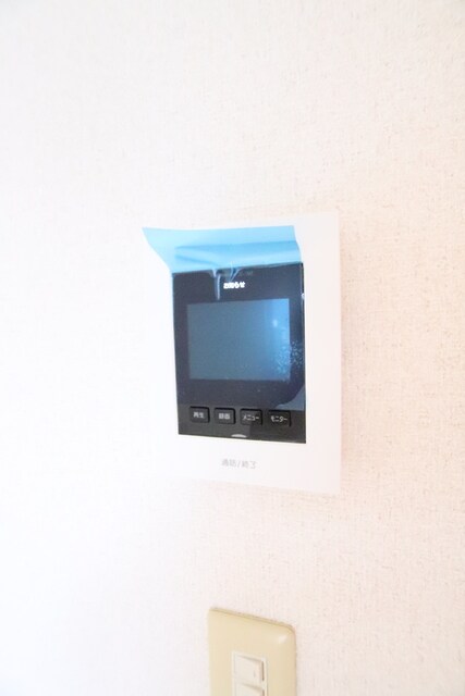 物件内観写真17　(ＴＶモニター付きドアホンです☆)