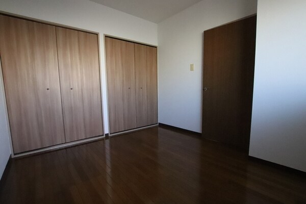 子供部屋(5.2帖の洋室です♪)