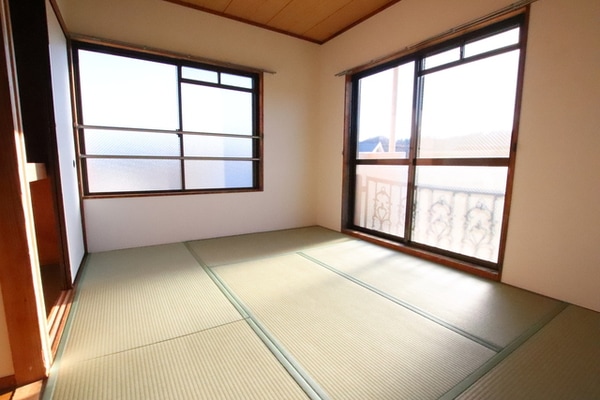 寝室(6帖の和室です♪)