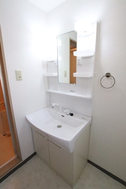 物件内観写真17　(洗髪洗面化粧台です♪)