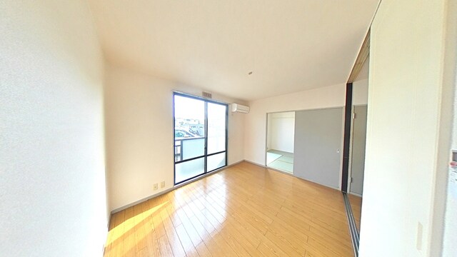 物件内観写真5　(洋室です♪)