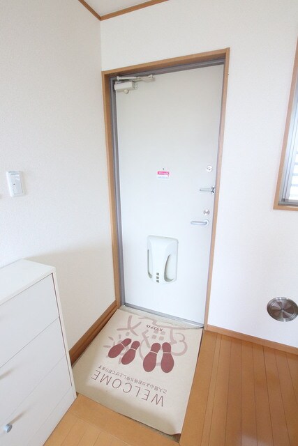物件内観写真19　(玄関スペース♪)