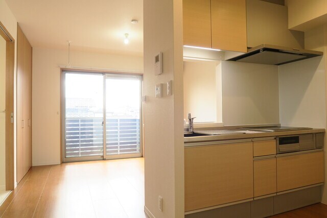 物件内観写真22　(*照明は設備ではありません。)