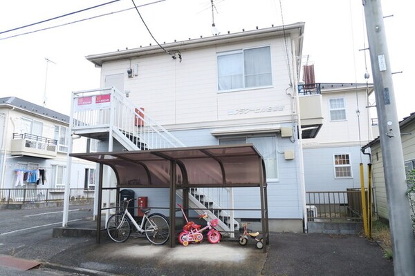 外観(2階建アパートでございます。)