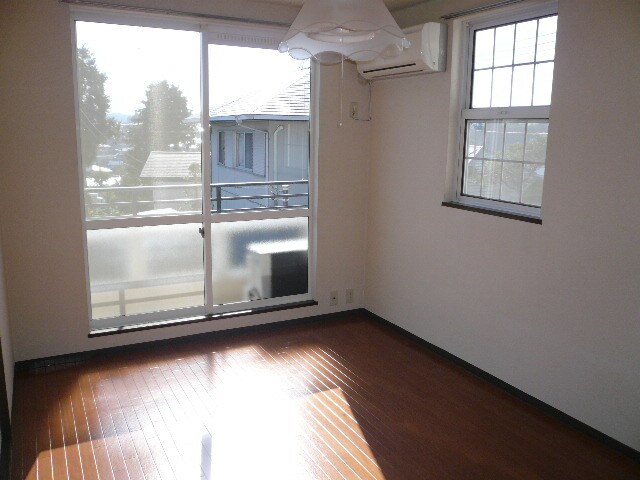 物件内観写真9　(（照明、エアコンは設備ではありません))