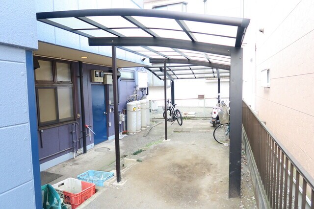 物件外観写真6　(駐輪場)