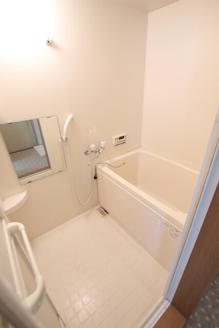 物件内観写真11　(浴室です♪)