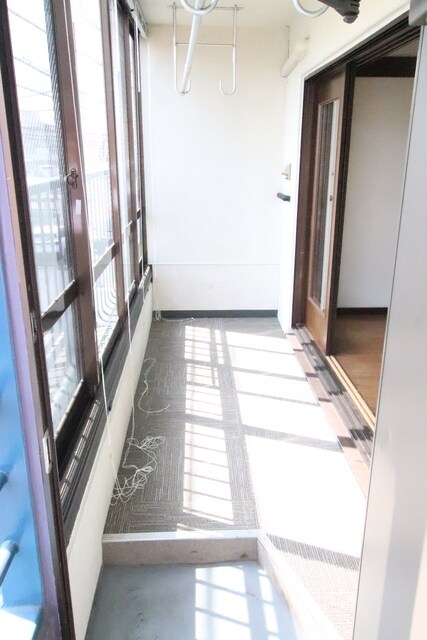 物件内観写真11　(玄関です♪)