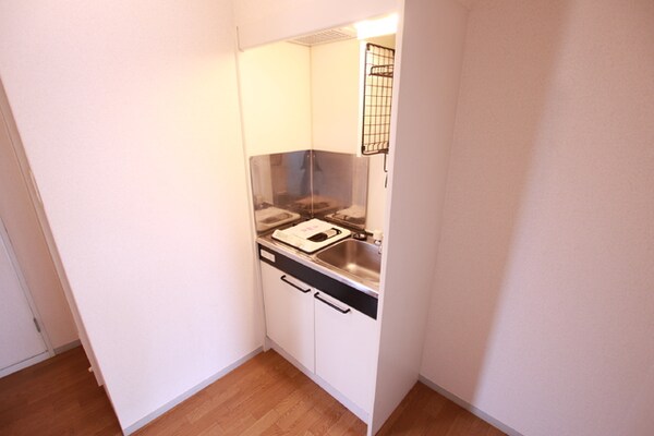 キッチン(★ミニ収納棚付き・コンパクトキッチン★)