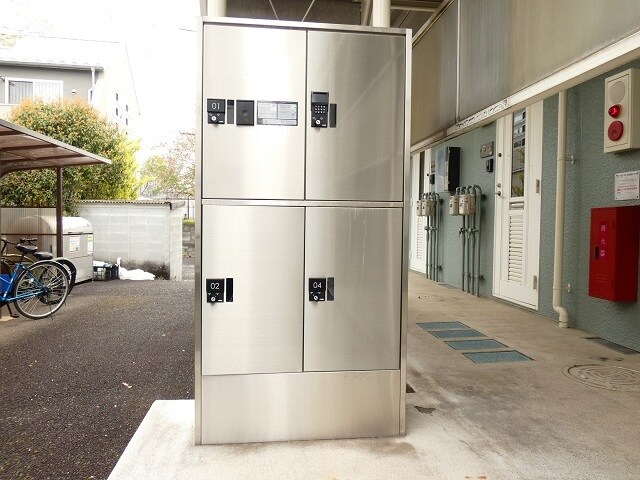 物件外観写真6　(★不在時の受け取りに便利な宅配ボックス★)