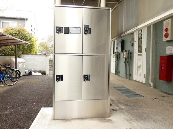 共用設備(★不在時の受け取りに便利な宅配ボックス★)