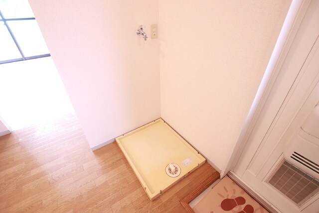 物件内観写真16　(★防水パンつき室内洗濯機置き場★)