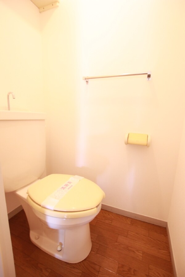 トイレ(★落ち着ける独立したトイレスペース★)