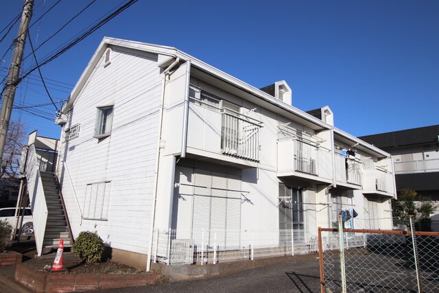 物件外観写真1　(★「桜街道」駅徒歩7分　1LDK★)