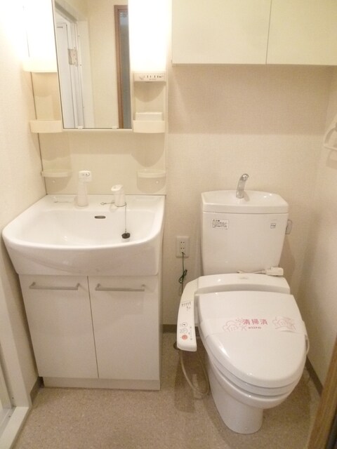 物件内観写真14　(※別室参考写真)