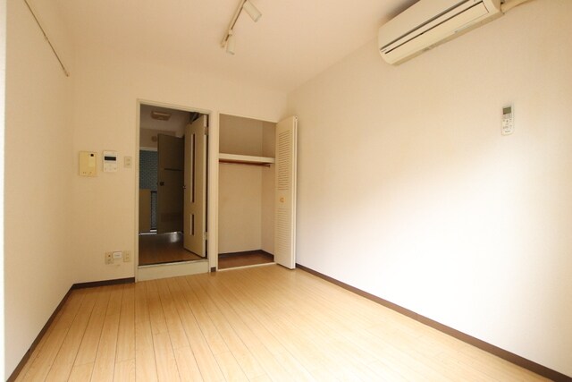 物件内観写真24　(洋室☆彡)