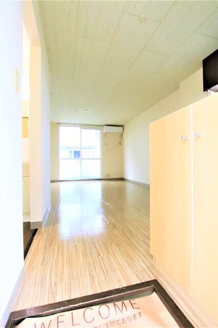 物件内観写真9　(玄関☆彡)