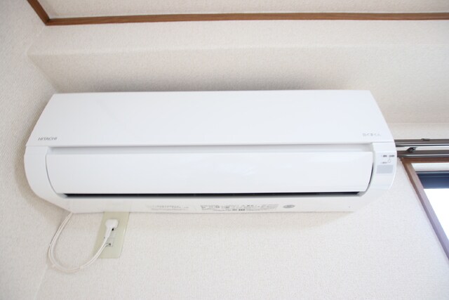 物件内観写真10　(★エアコンで快適な室温をキープ★)