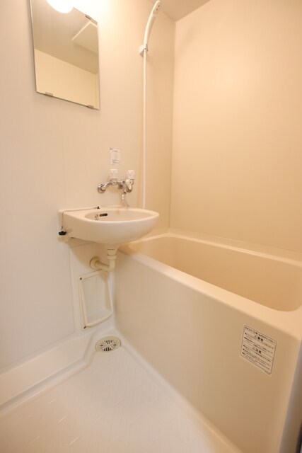 物件内観写真18　(★洗面ボウル・ミラー付きバスルーム★)