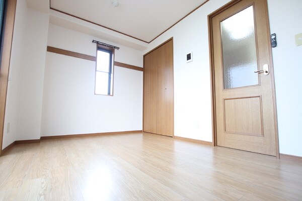 居室(★【洋室5.8帖】★)