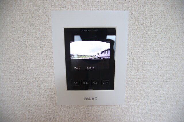 物件内観写真26　(★モニター付インターホン・訪問者が確認できて安心です★)