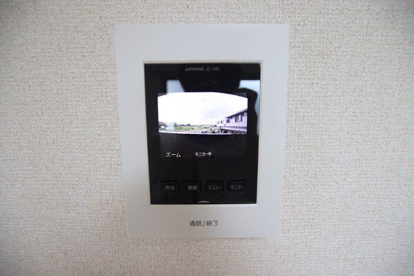 セキュリティ(★モニター付インターホン・訪問者が確認できて安心です★)