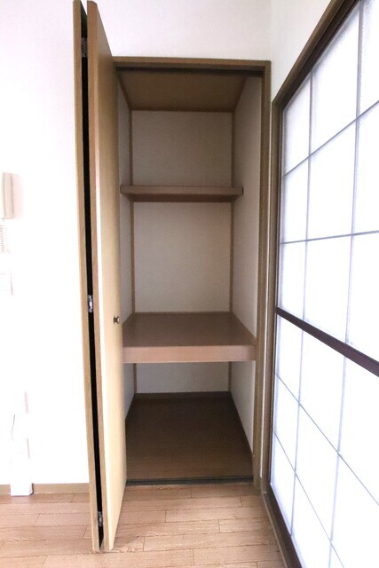 物件内観写真20　(収納スペース☆彡)