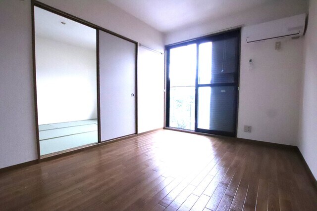 物件内観写真24　(6.1帖洋室☆彡)