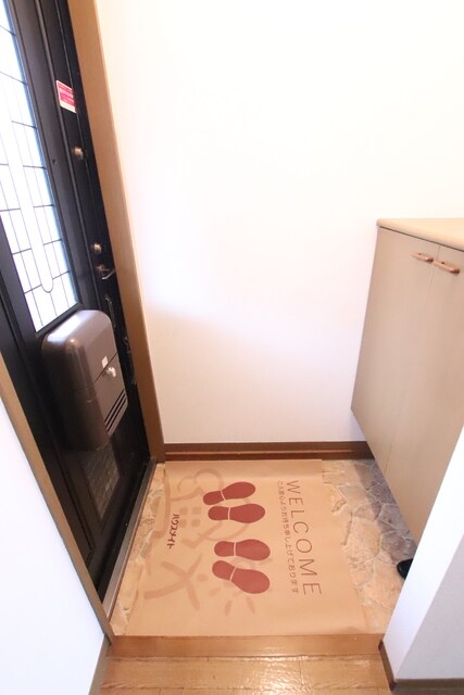 物件内観写真27　(玄関☆彡)