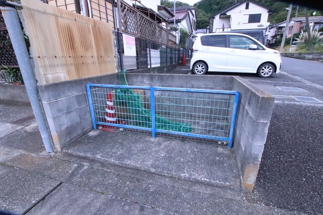 物件内観写真29　(ゴミ捨て場☆彡)