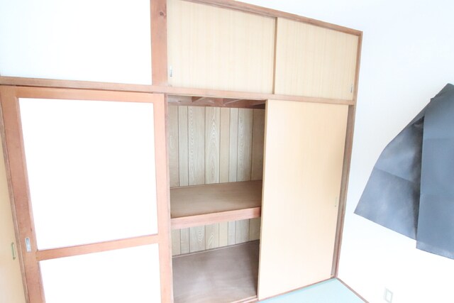 物件内観写真17　(天袋付きの押し入れ♪)