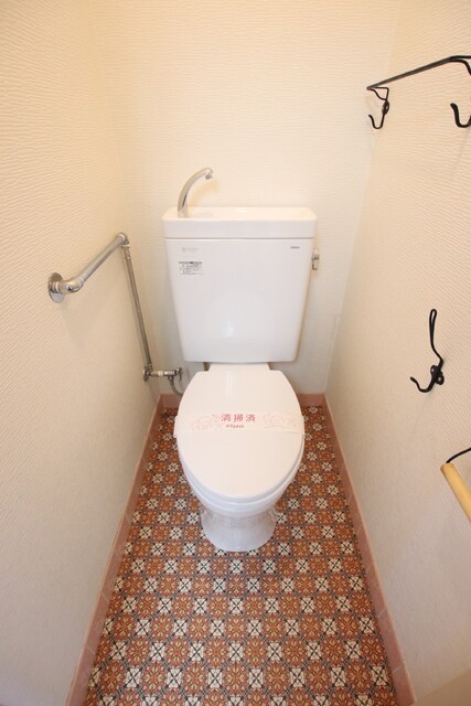 物件内観写真7　(★落ち着ける独立したトイレスペース★)