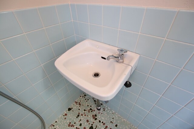 物件内観写真11　(★バスルーム内洗面ボウル★)