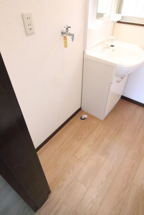 その他(室内洗濯機置き場)