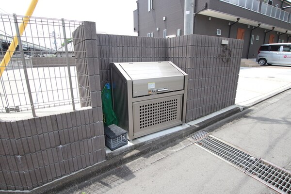 その他(敷地内ゴミ置場)