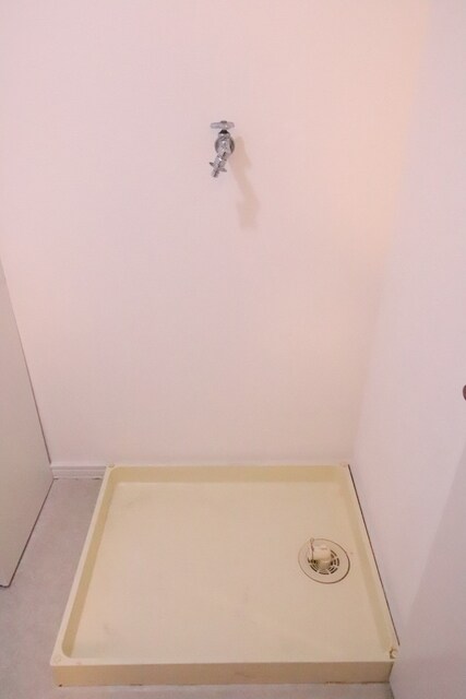 物件内観写真32　(洗濯機置場です！)