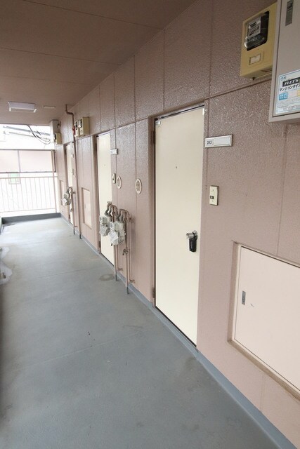 物件外観写真7　(共用廊下)